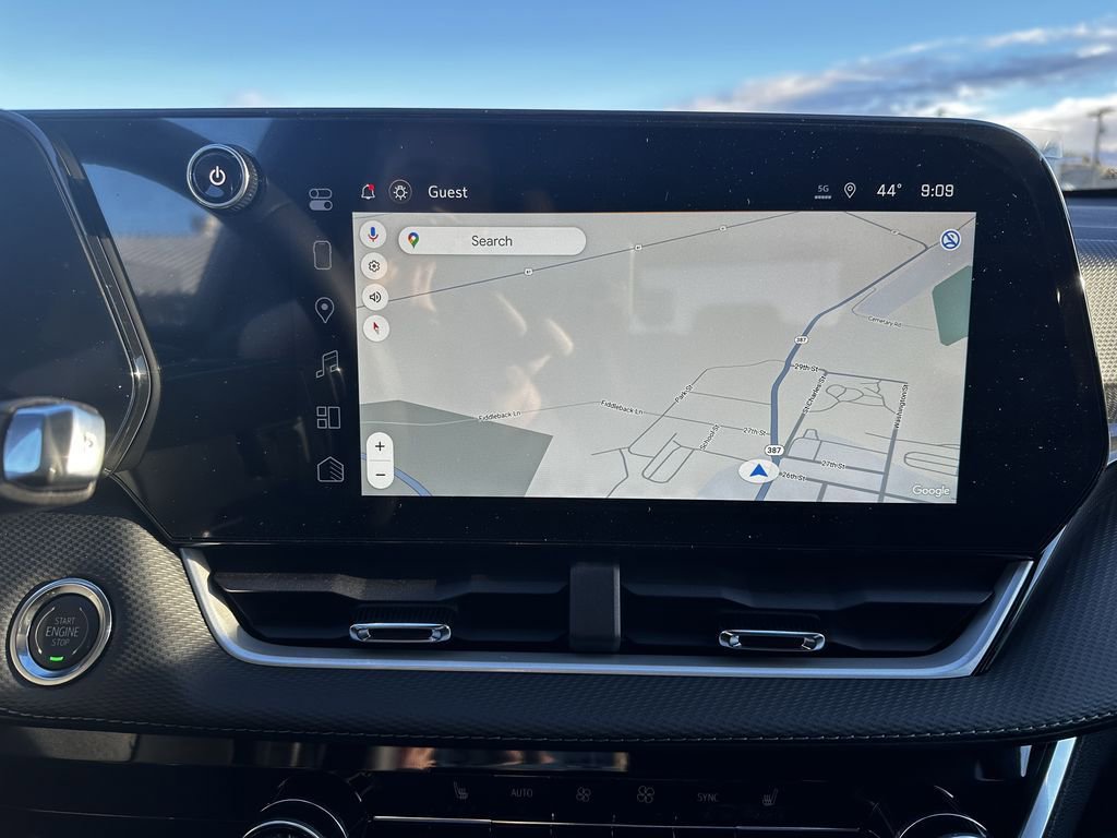 New 2026 Chevrolet Equinox LT w/ Convenience Package II image 17