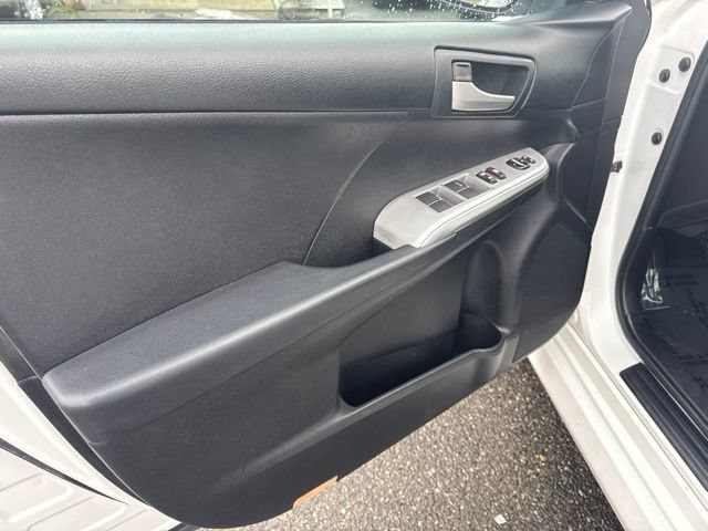 Used 2012 Toyota Camry SE FWD image 16