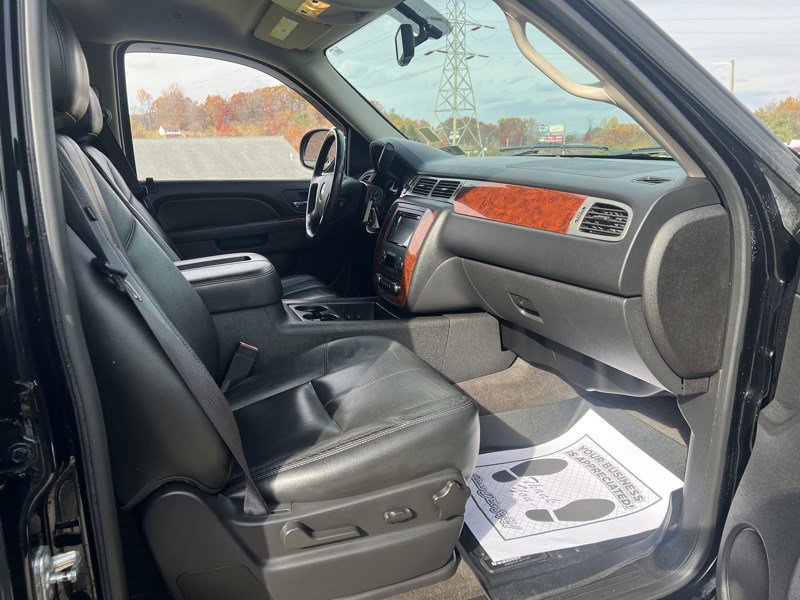 Used 2014 Chevrolet Tahoe LT image 6