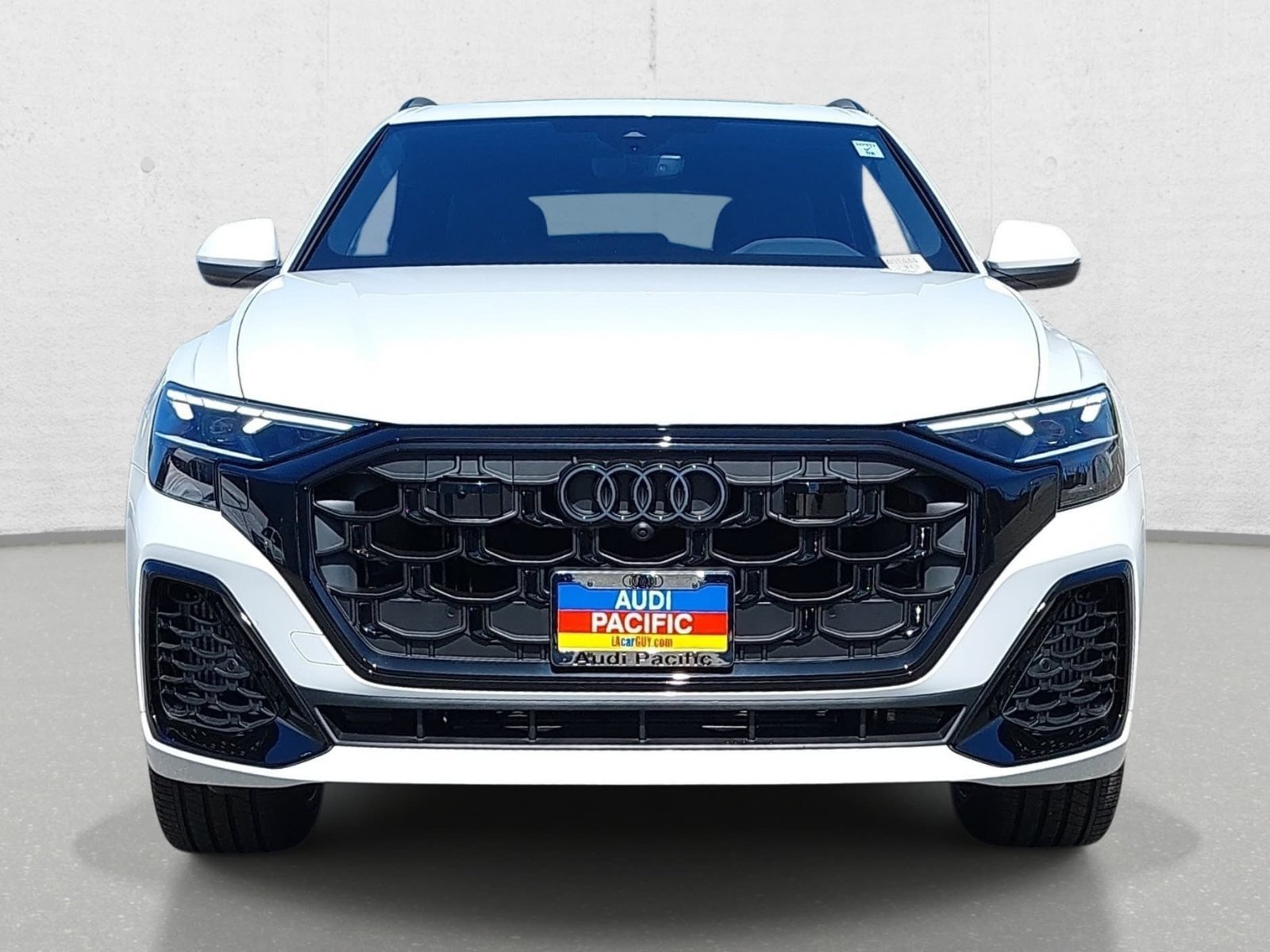 Used 2026 Audi Q8 Premium Plus w/ Premium Plus Package AWD/4WD image 2