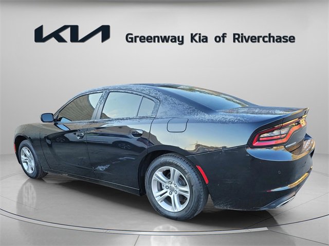 Used 2022 Dodge Charger SXT image 4