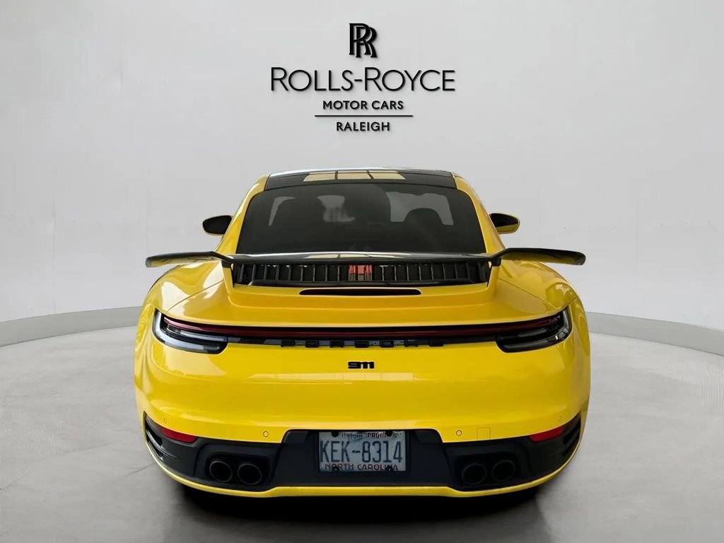 Used 2022 Porsche 911 Carrera RWD image 6