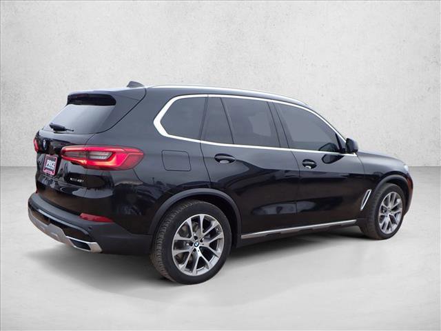 Used 2019 BMW X5 xDrive40i w/ Premium Package 2 image 4