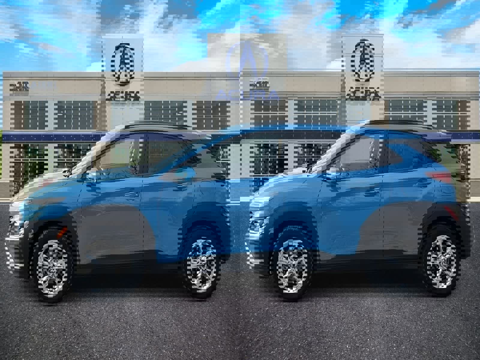 Used 2023 Hyundai Kona SEL w/ Cargo Package image 2