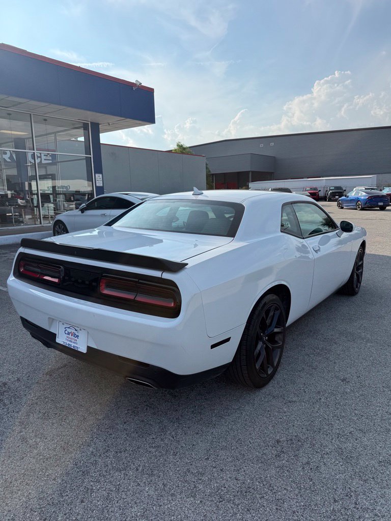 Used 2023 Dodge Challenger SXT w/ Plus Package RWD image 7