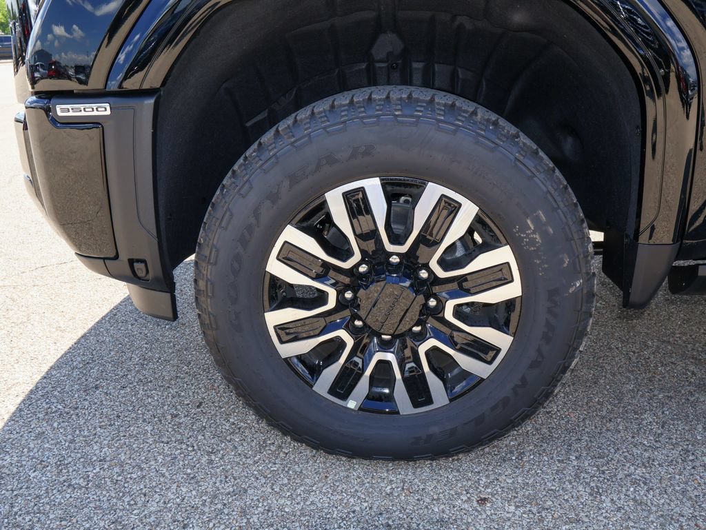 New 2026 GMC Sierra 3500 Denali Ultimate AWD/4WD image 40