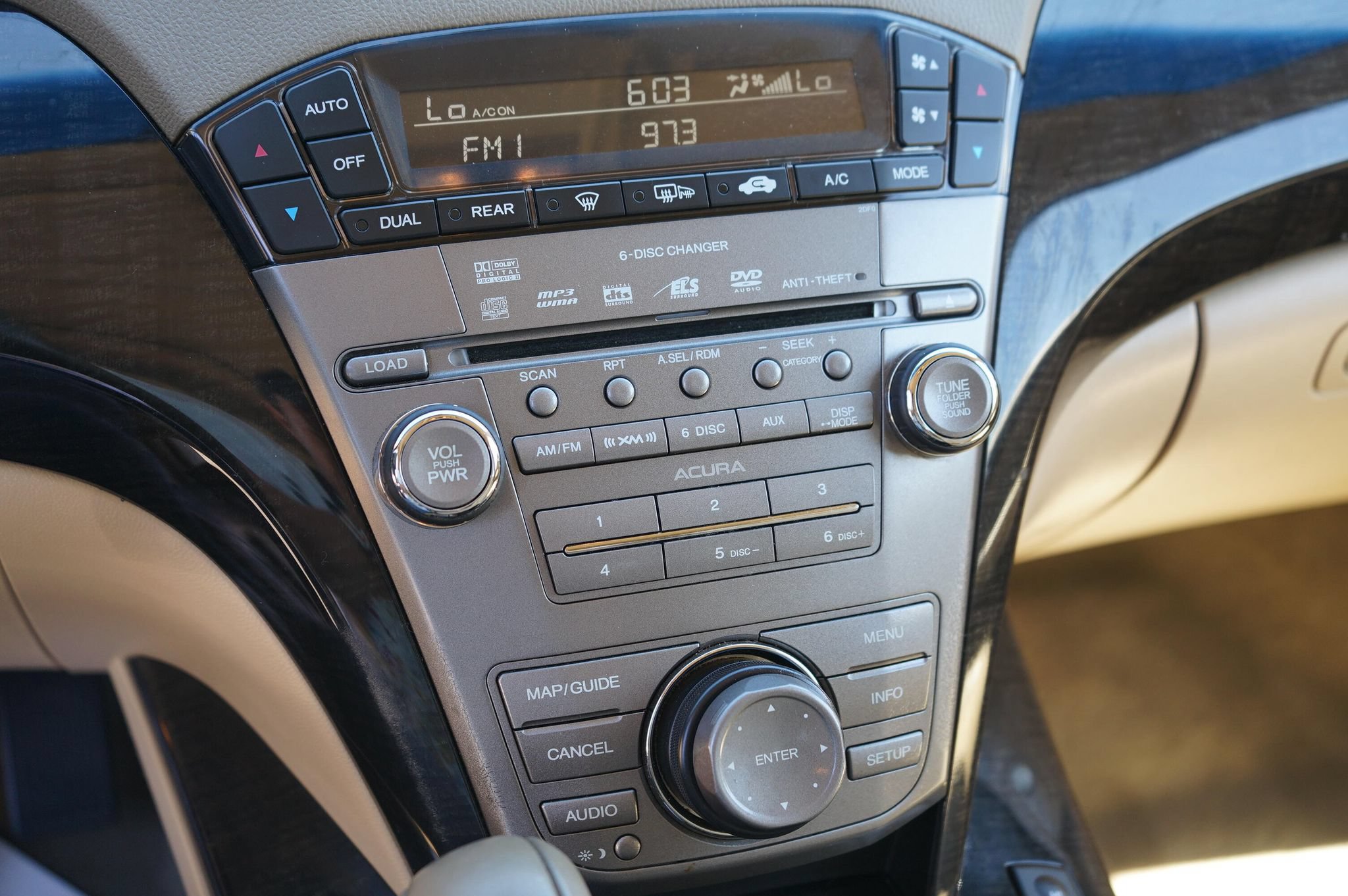 Used 2009 Acura MDX w/ Technology Package AWD/4WD image 22