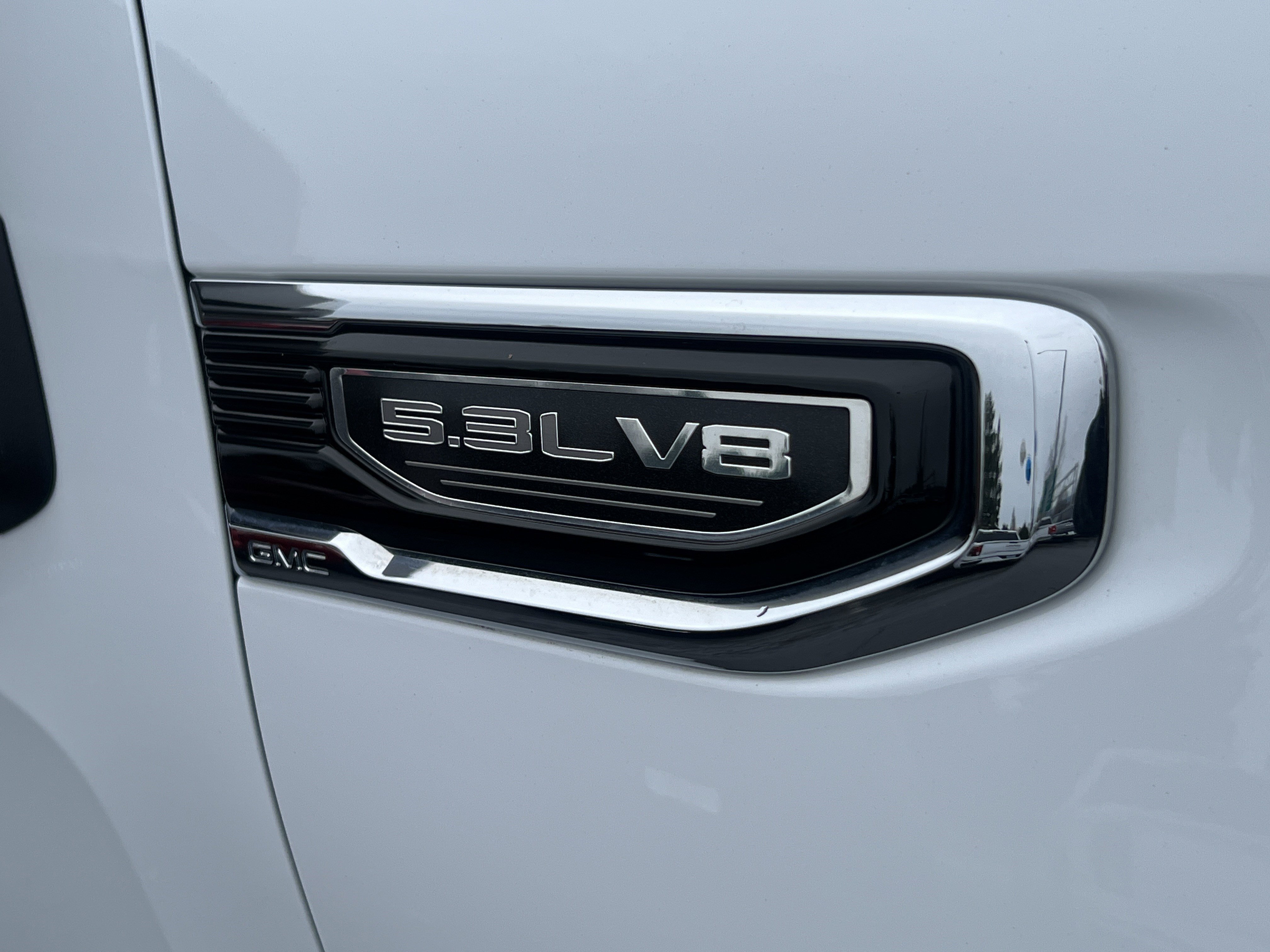 Used 2024 GMC Sierra 1500 SLE w/ Preferred Package image 10