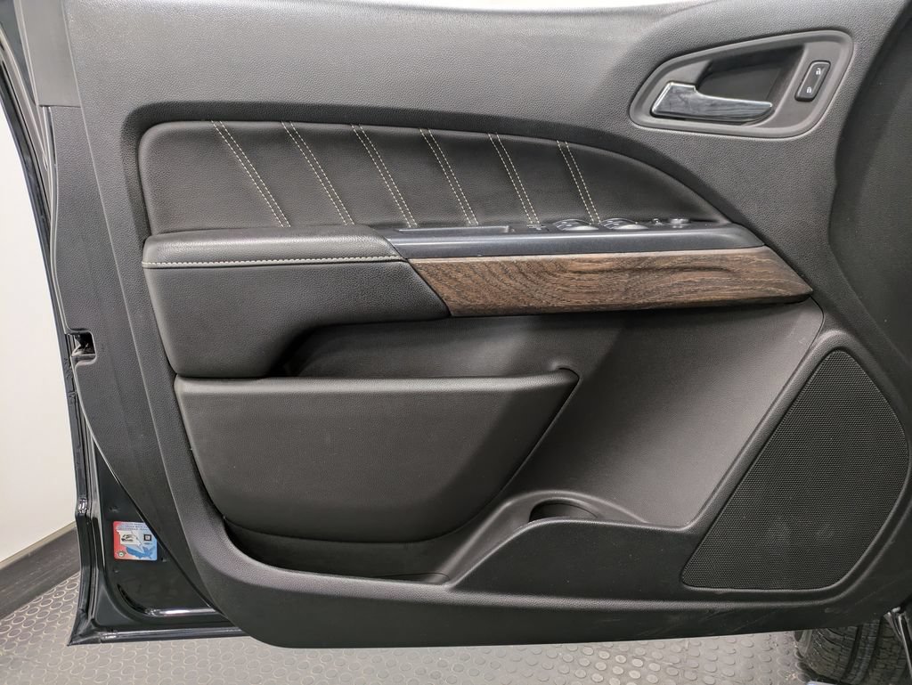 Used 2022 GMC Canyon Denali AWD/4WD image 8