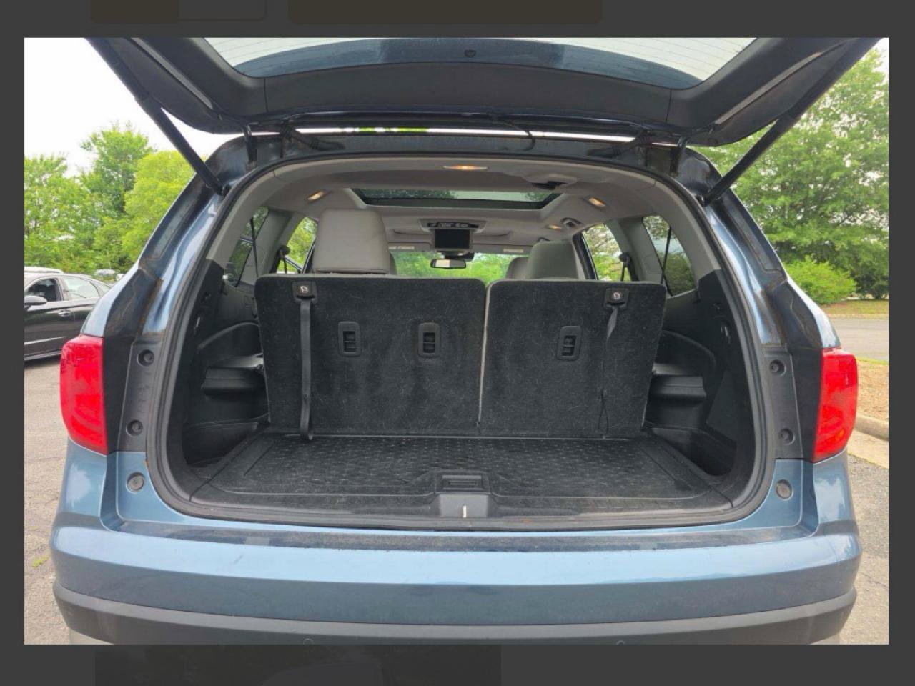 Used 2017 Honda Pilot Elite image 5
