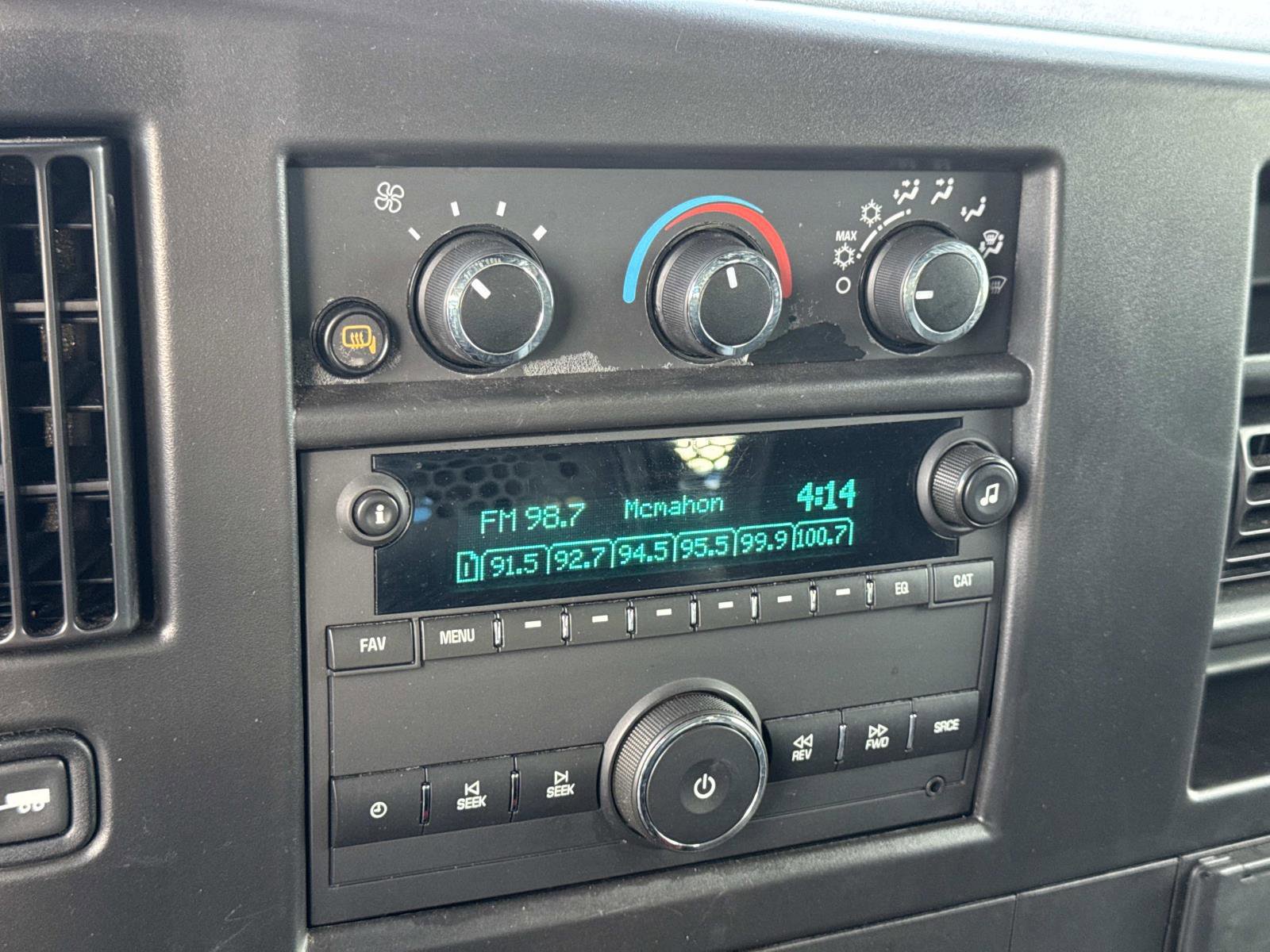 Used 2024 GMC Savana 2500 w/ Driver Convenience Package image 12