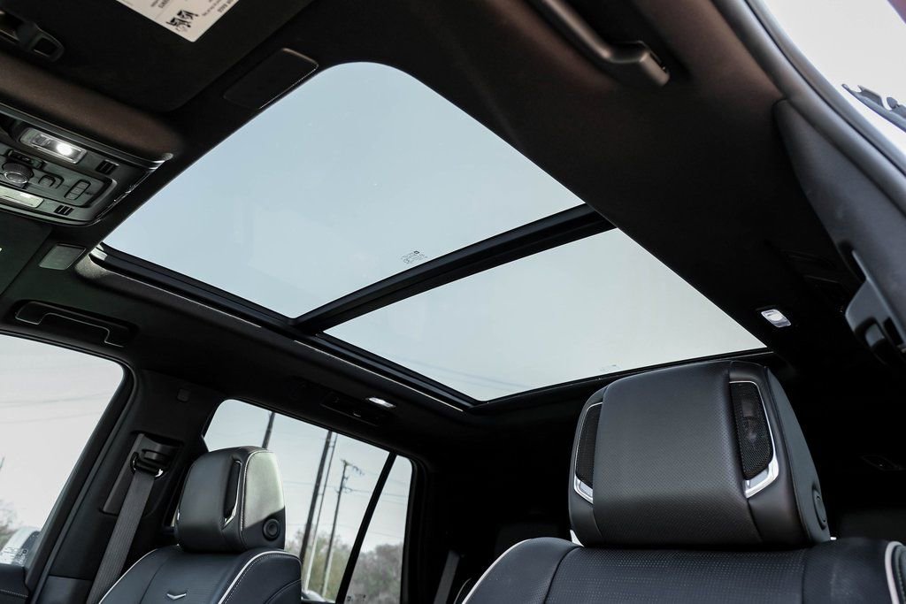 Used 2023 Cadillac Escalade Sport w/ Touring Package image 22