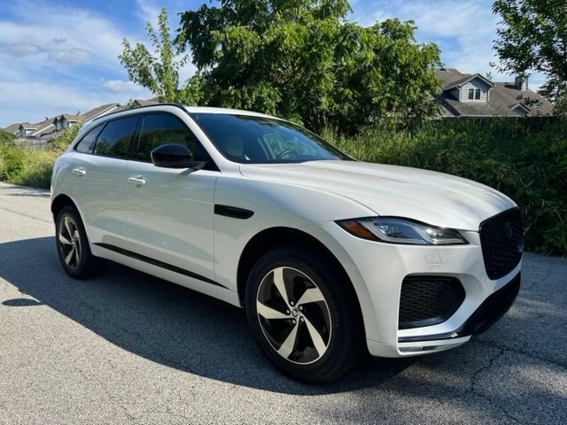 Certified 2025 Jaguar F-PACE R-Dynamic S AWD/4WD image 4