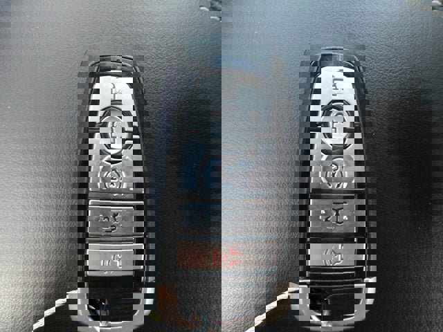 Used 2020 Ford Explorer XLT w/ Equipment Group 202A image 22