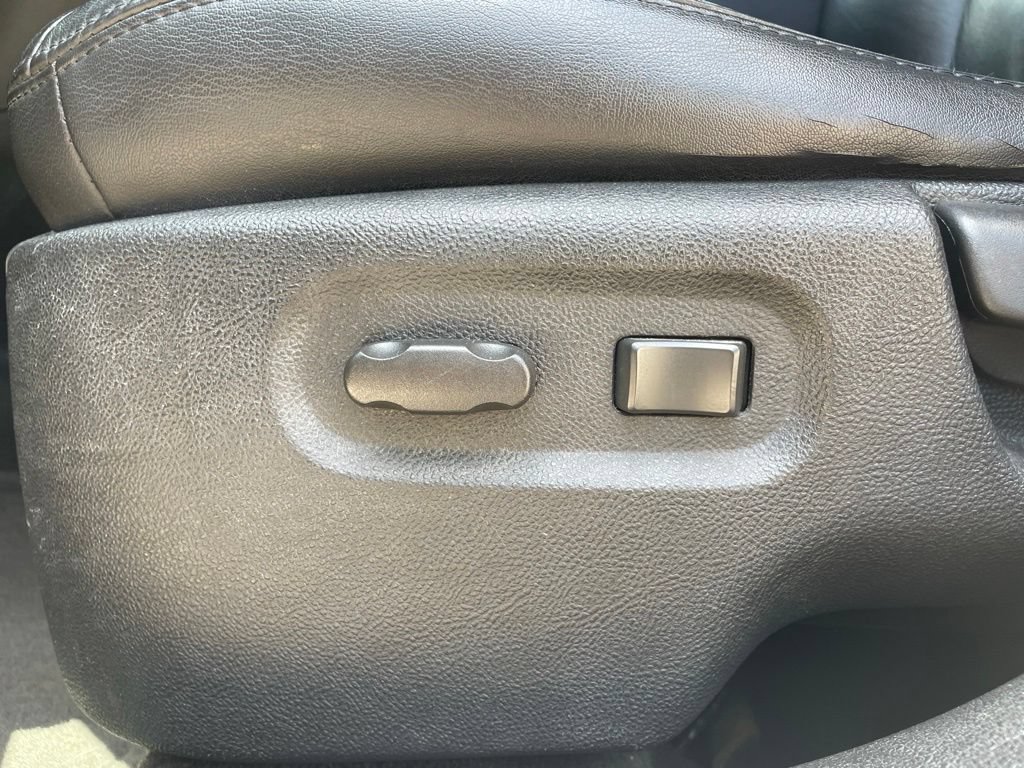 Used 2009 Chevrolet HHR LT w/ LT Preferred Equipment Group FWD image 16
