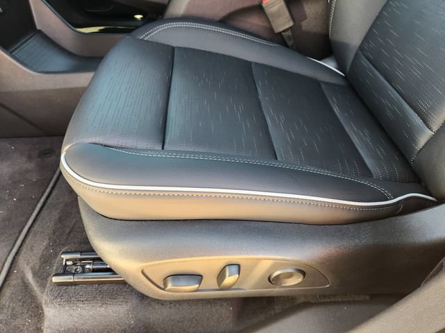 New 2026 Buick Enclave Sport Touring w/ Power Package FWD image 18