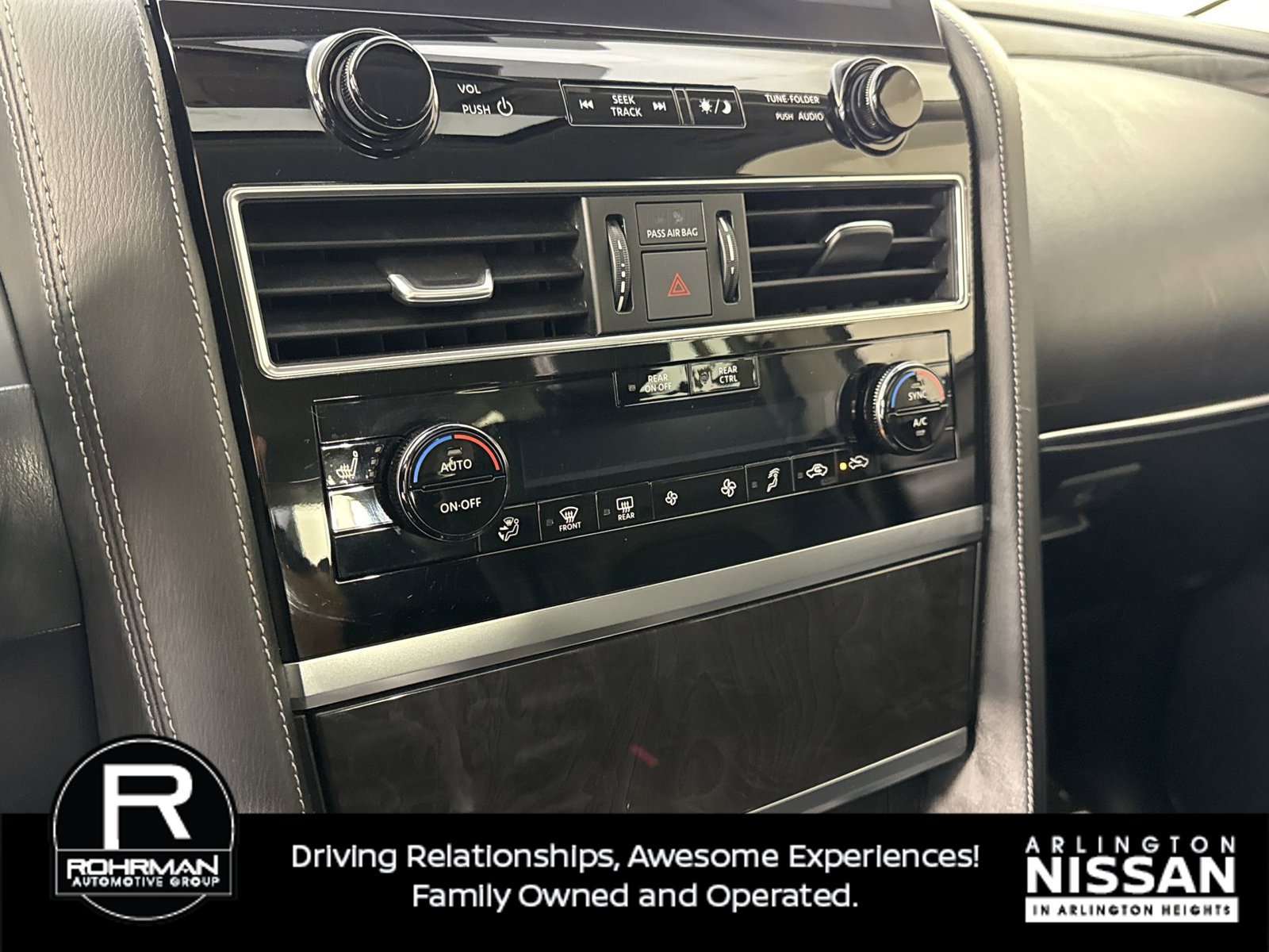Used 2024 INFINITI QX80 Luxe AWD/4WD image 9