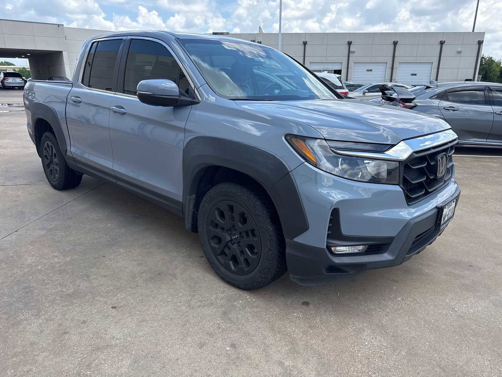 Used 2023 Honda Ridgeline RTL image 2