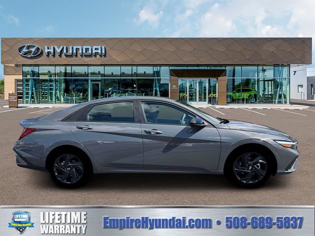 New 2026 Hyundai Elantra Sport FWD image 9