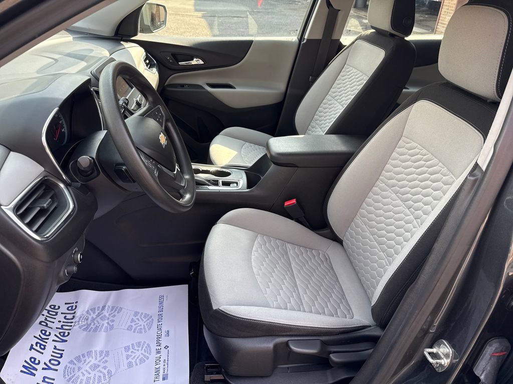 Used 2020 Chevrolet Equinox LS image 17