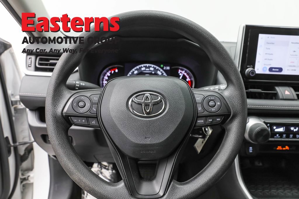 Used 2024 Toyota RAV4 LE image 10