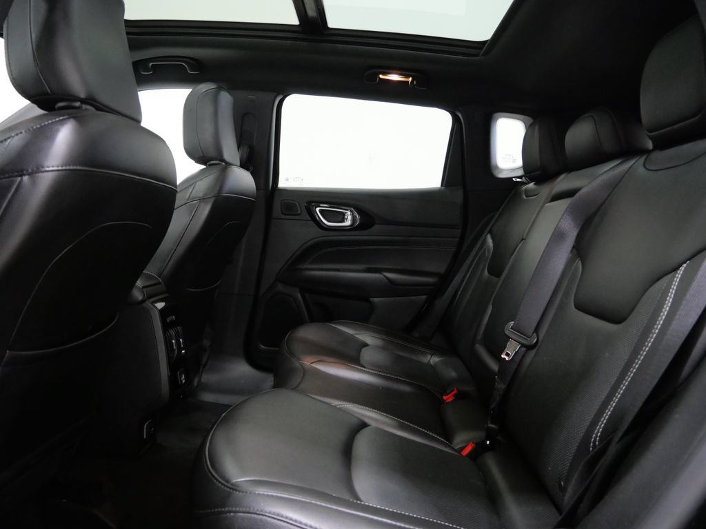 Used 2022 Jeep Compass High Altitude AWD/4WD image 25