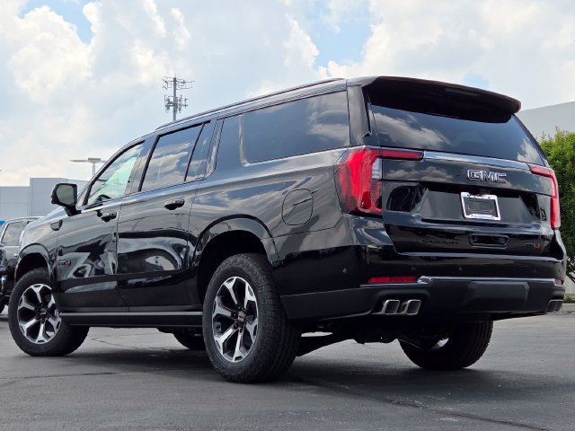 New 2026 GMC Yukon XL AT4 w/ AT4 Premium Package AWD/4WD image 17