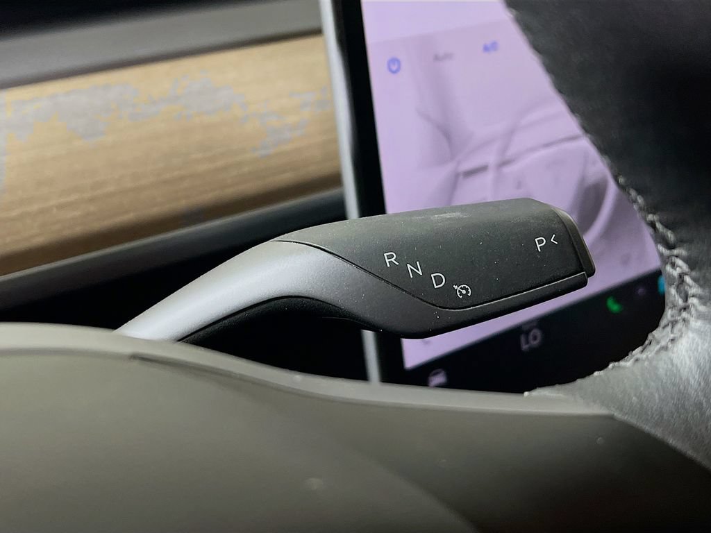 Used 2025 Tesla Model Y Long Range AWD/4WD image 15