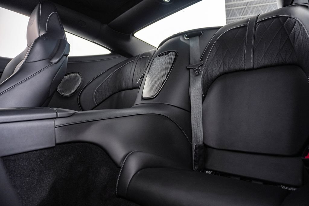 Used 2024 Aston Martin DB12 Coupe RWD image 23