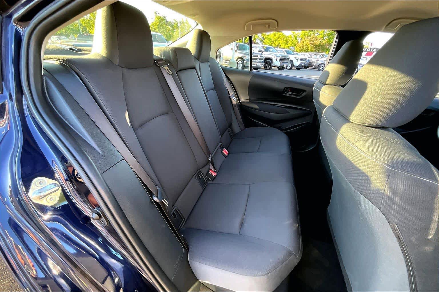 Used 2024 Toyota Corolla LE FWD image 19