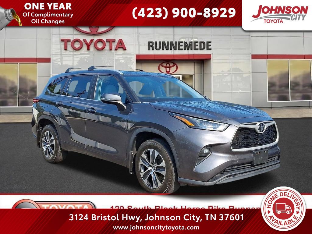 Used 2023 Toyota Highlander XLE