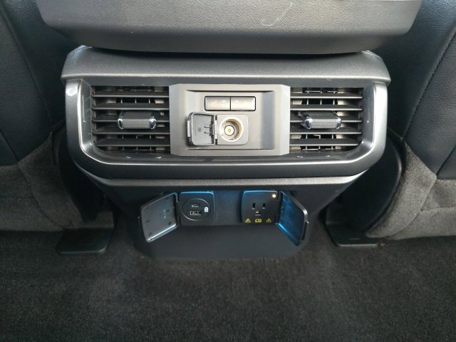 Certified 2022 Ford F150 Lariat w/ Equipment Group 502A High image 7