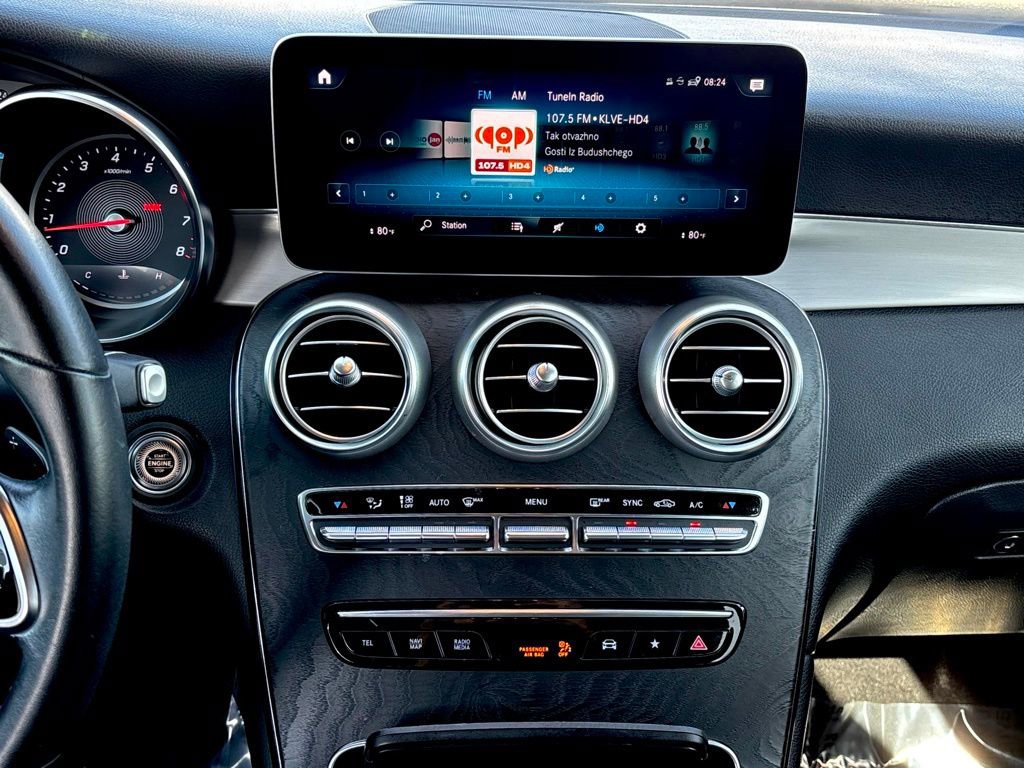 Used 2021 Mercedes-Benz GLC 300 image 14