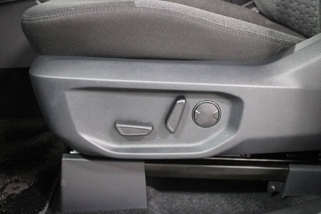 New 2025 Ford Ranger XLT w/ Equipment Group 301A High image 17