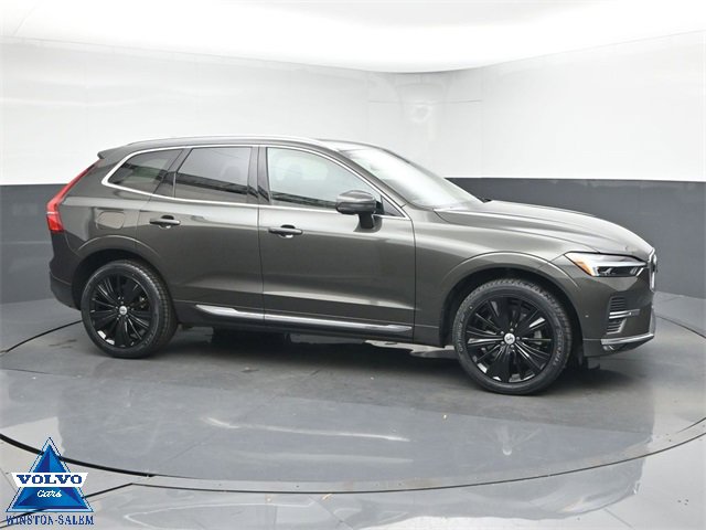 Used 2022 Volvo XC60 B6 Inscription w/ Advanced Package