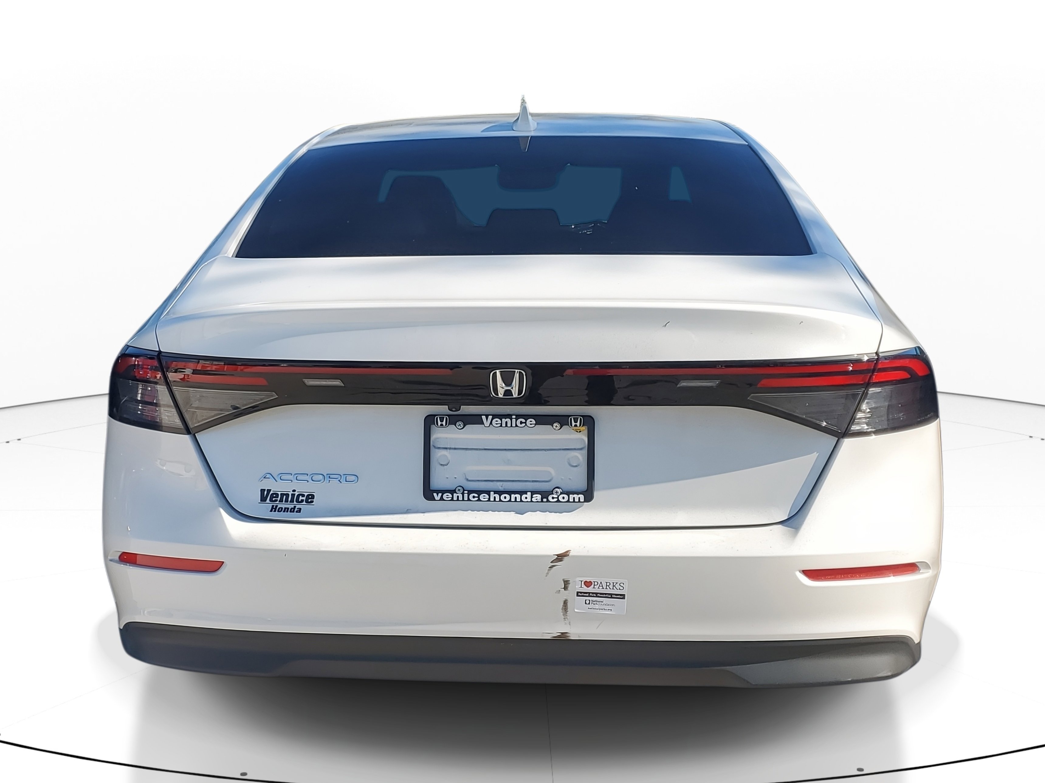 Used 2024 Honda Accord EX image 5