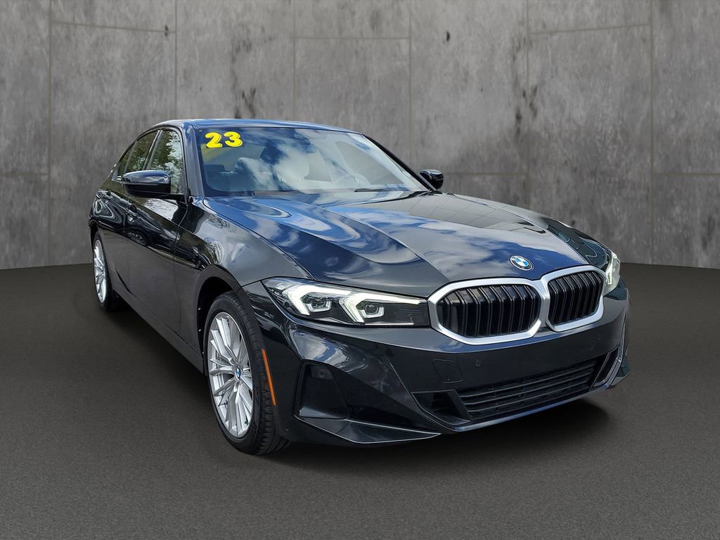 Used 2023 BMW 330i Sedan w/ Driving Assistance Package image 30