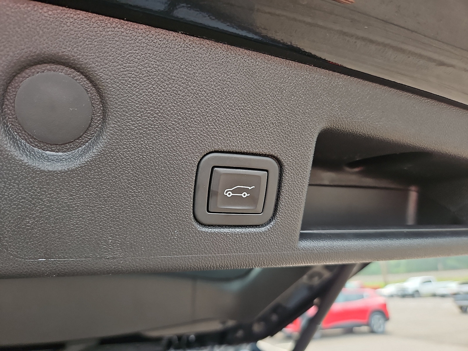 Used 2024 Chevrolet Equinox LT FWD image 30