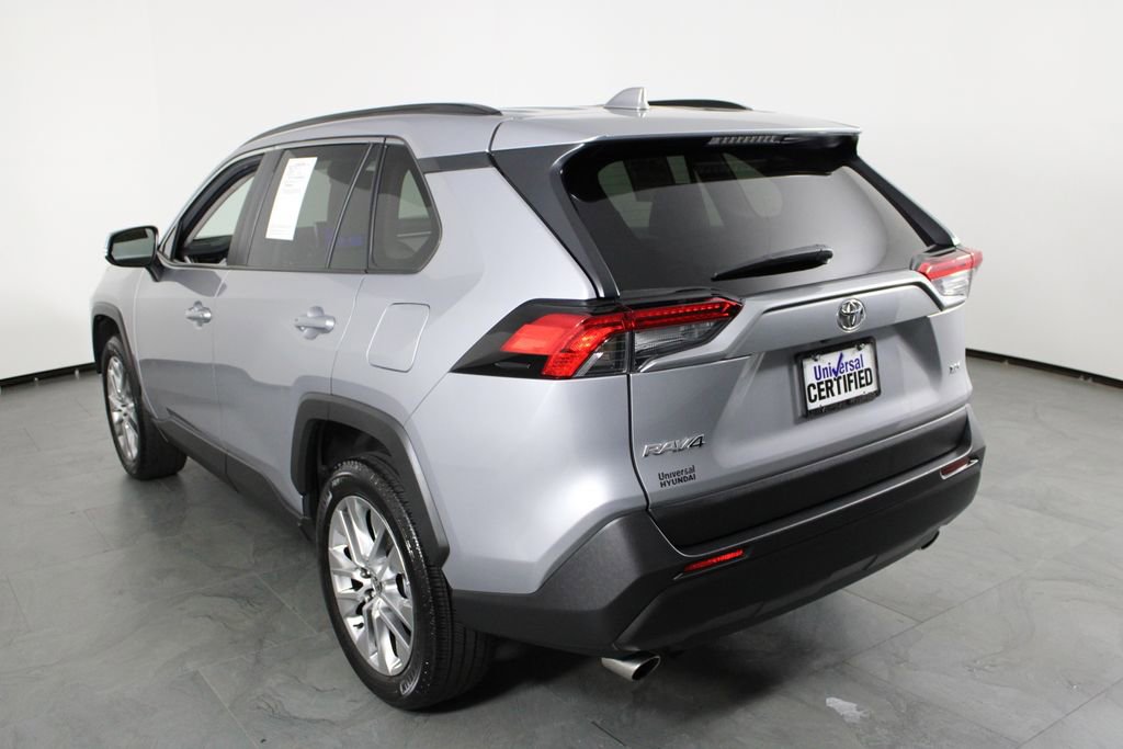 Used 2024 Toyota RAV4 XLE Premium image 3