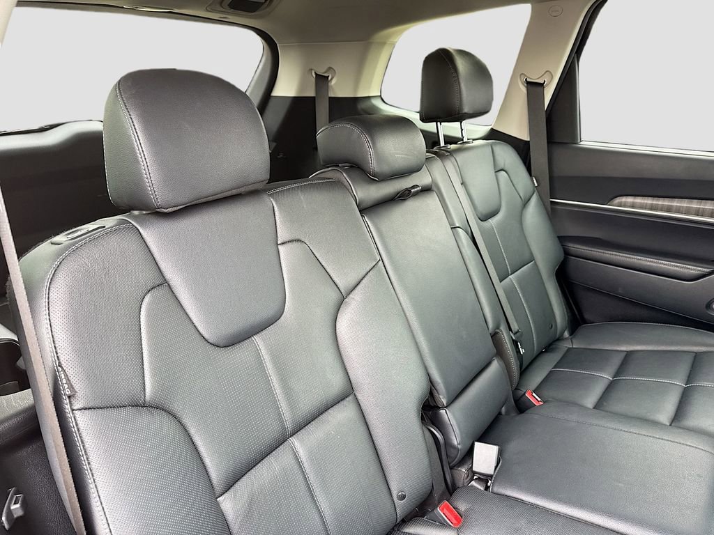 Used 2025 Kia Telluride EX FWD image 26