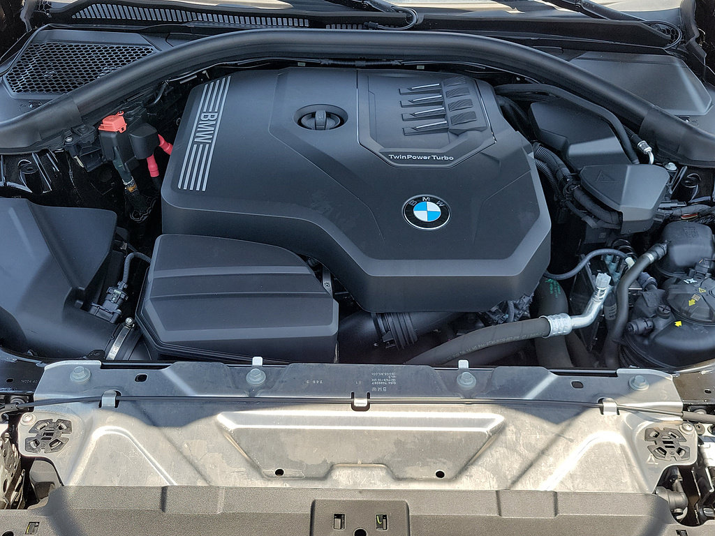 Used 2024 BMW 330i Sedan w/ Premium Package RWD image 33