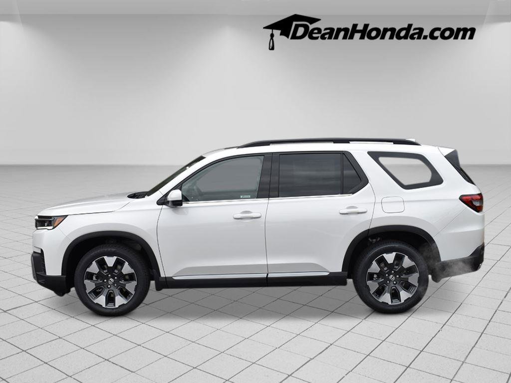 New 2026 Honda Pilot Touring image 2