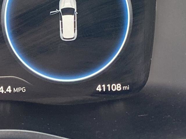 Used 2022 Hyundai Santa Fe Limited w/ Cargo Package image 8