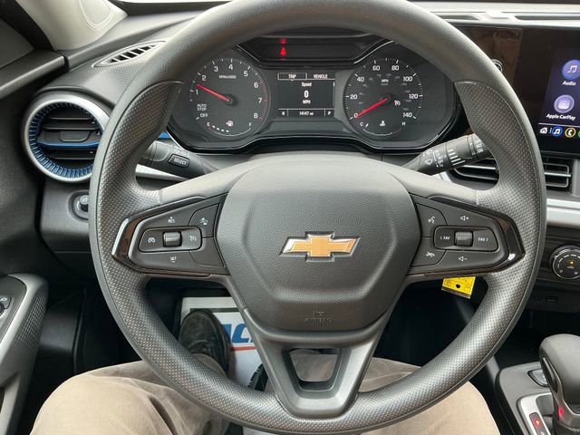 Used 2024 Chevrolet Trax LS image 4