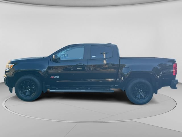 Used 2022 Chevrolet Colorado Z71 w/ Z71 Midnight Edition AWD/4WD image 2