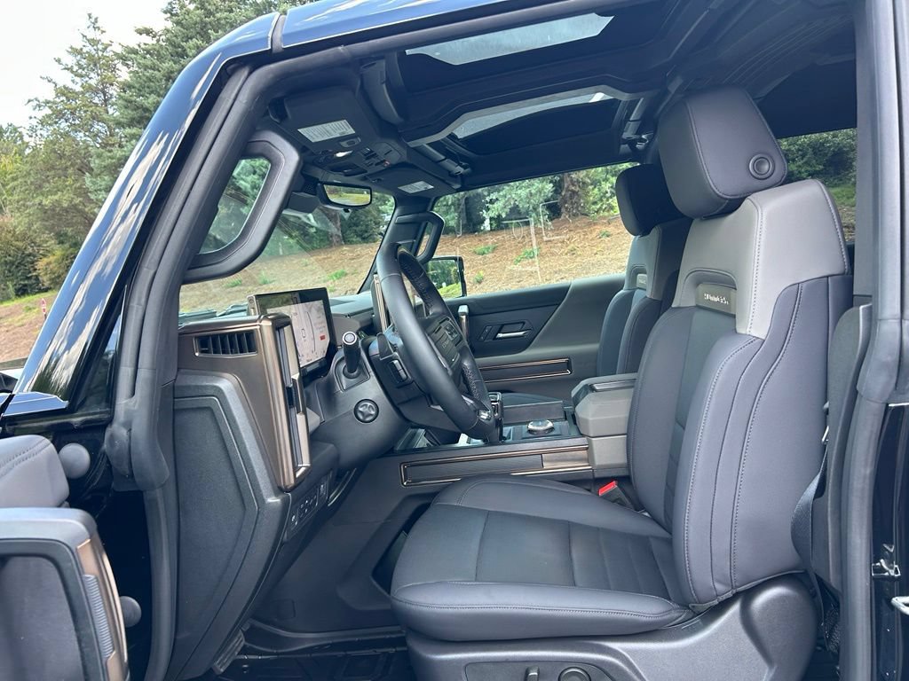 Used 2025 GMC Hummer EV 3X AWD/4WD image 6