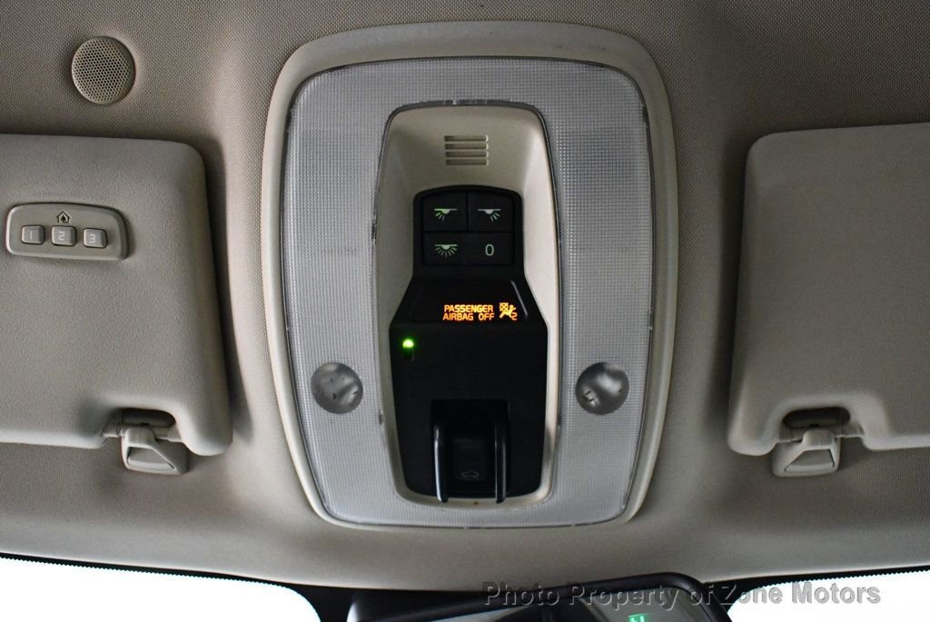 Used 2012 Volvo XC60 T6 R-Design image 44