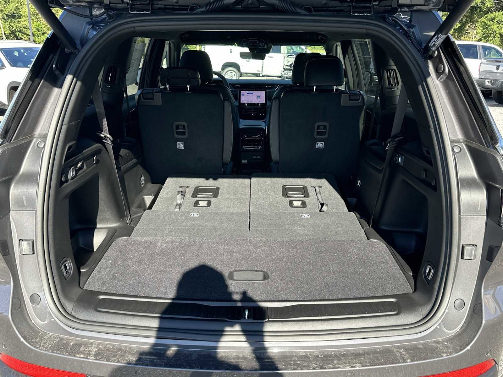 New 2025 Jeep Grand Cherokee L Limited image 19