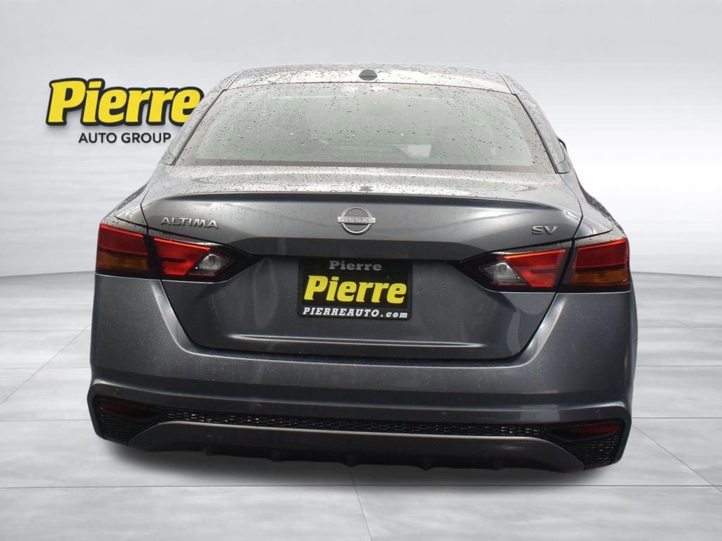 Used 2024 Nissan Altima 2.5 SV image 7