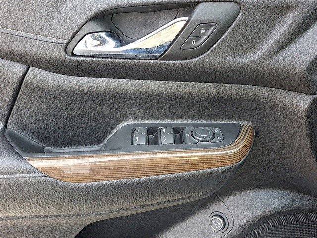 Certified 2023 GMC Acadia SLE w/ Driver Convenience Package image 14